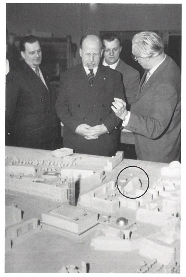 Walter Ulbricht beseitig die Sophienkirche aus dem Innenstadtmodell (Anfang 1961)